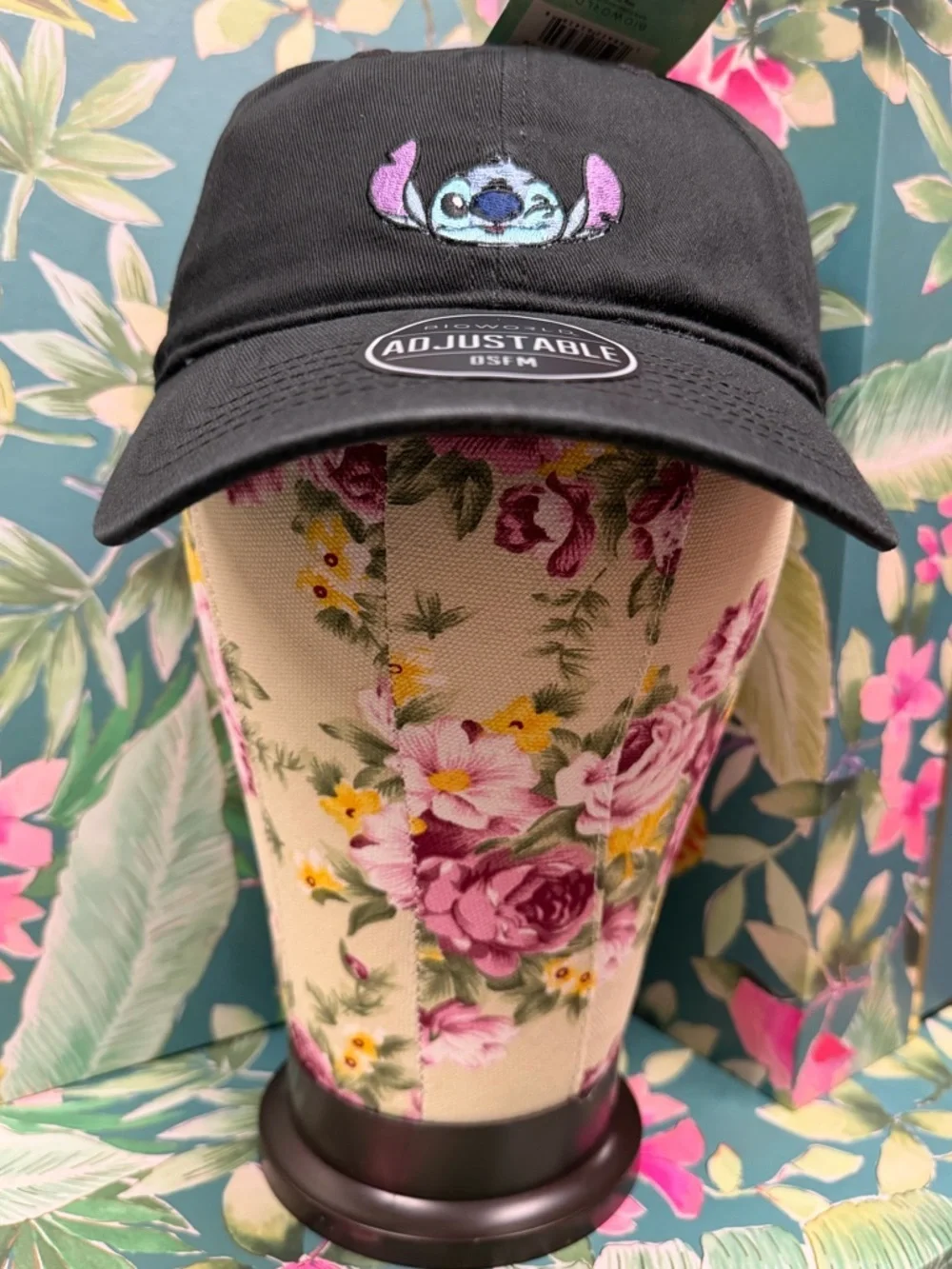Bioworld Disney Stitch Black Baseball Cap adult size NWT